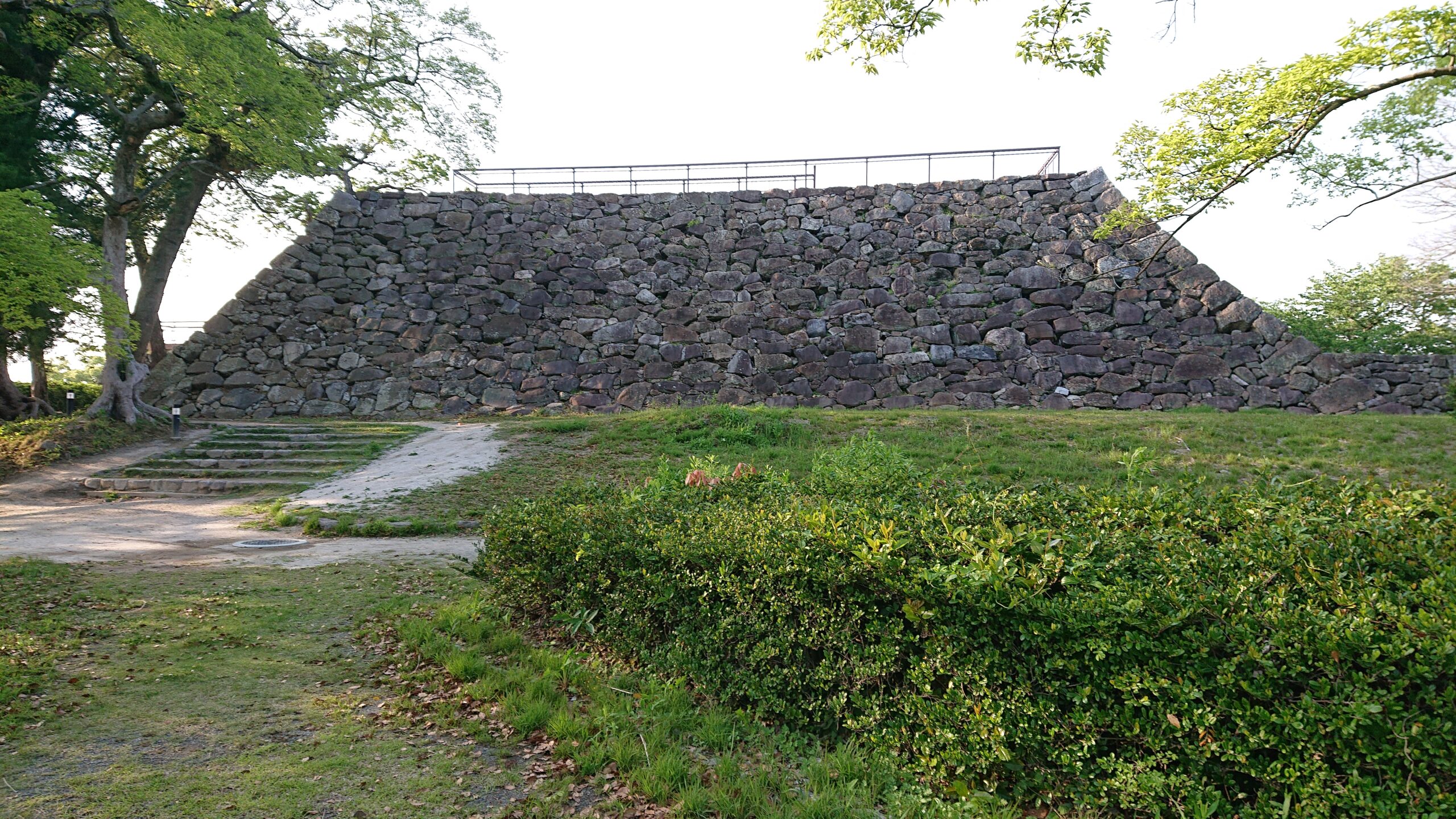 福岡城大天守台の外観